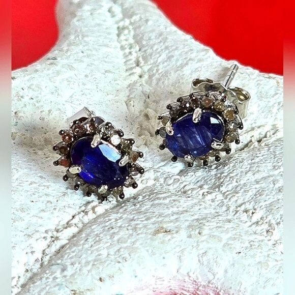 925 Sterling Silver Stud Earrings with Natural Blue Sapphire & Natural Diamonds - Picture 11 of 11